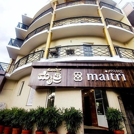 Hotel Maitri Maisúr Exteriér fotografie